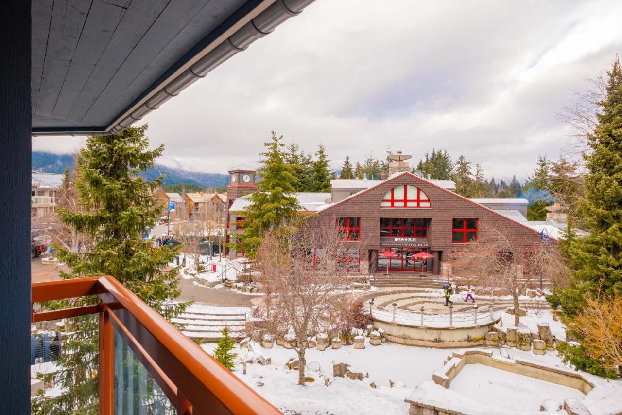 Eagle Lodge By Outpost Whistler Eksteriør billede
